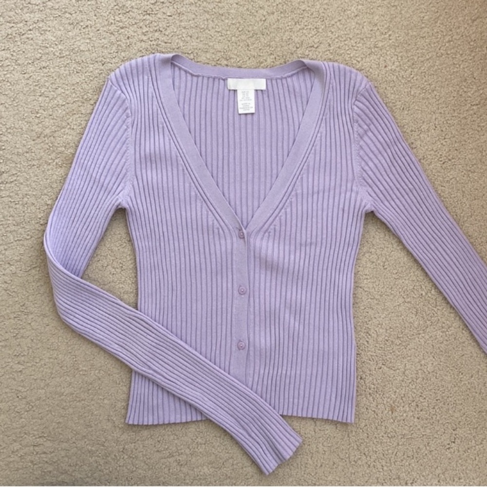 Ribbed purple H&M cardigan top